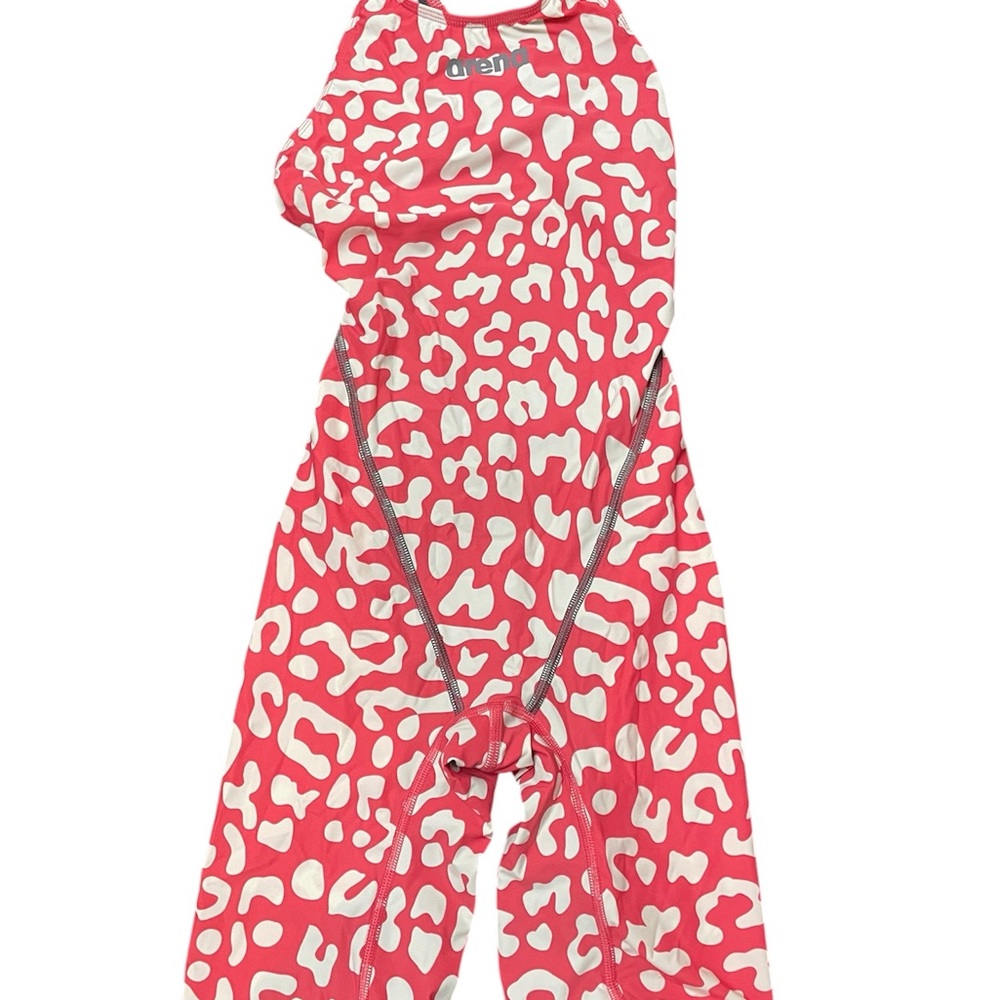 Girls 12&under NWOTArena pink leopard print tech suit (NEVER WORN)